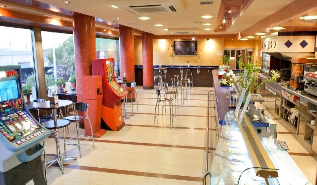 Hotel Torres I Villanueva Del Arzobispo Εξωτερικό φωτογραφία